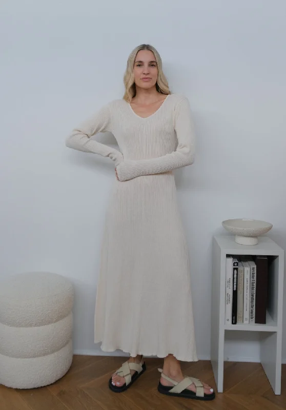 Miann & Co Womens - Tanya V-Neck Ribbed Maxi Dress - Frost Stylish Empire Waist Maxi Dress