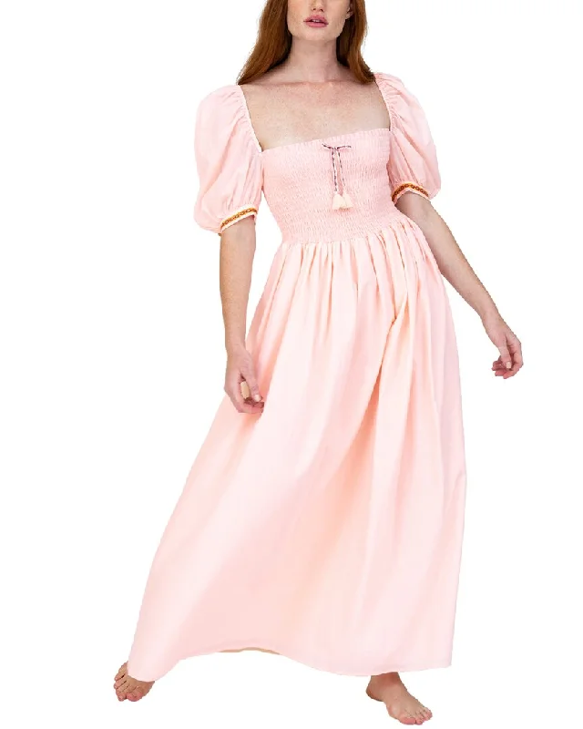 Pitusa Taylor Maxi Dress Trendy Floral Print Maxi Dress