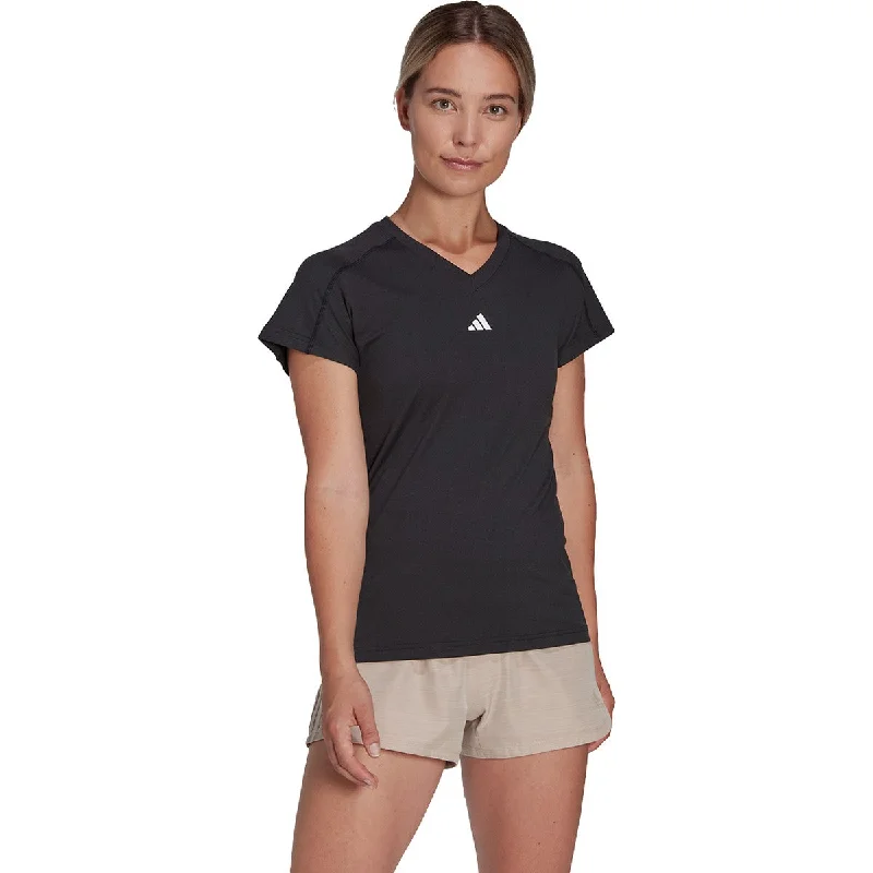 adidas Women's Aeroready Train Essentials Minimal Branding V-Neck Tee Welt Pockets Slit Pockets